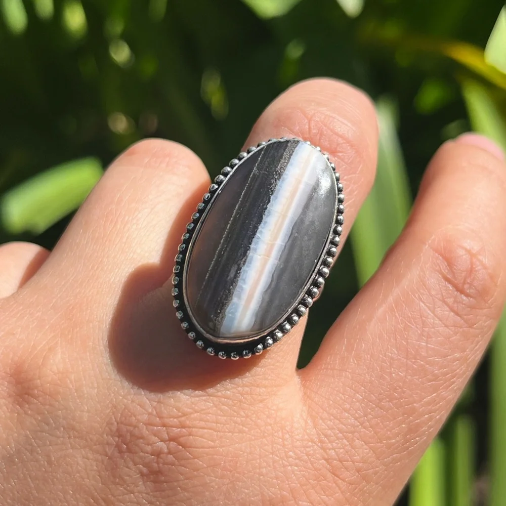 Size 7 925 silver‎ plated banded ohwyee opal ring